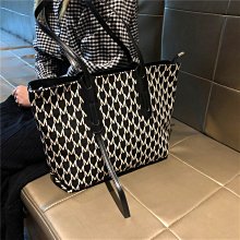 質感大包包女2022春季新款潮百搭編織包大容量洋氣時尚手提斜背包--麥包包 歷史價格詳細信息