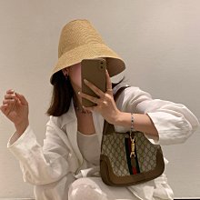 來咯 早春夏款新品空頂帽！！ 帽子特別輕巧 而且壹點都不卡頭噢！！ 黑色 白色現貨 歷史價格詳細信息