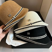 Dior 設計師 Kim Jones X GU 聯名系列針織披肩．圍巾．毛毯．蓋毯 (正品．八成新) 歷史價格詳細信息