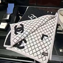 CHANE*24B新品 雙C厚底小皮鞋❤️ 本期最愛的厚底小皮鞋 非常適合小個子的女生 歷史價格詳細信息