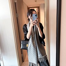 新款上架Di迪家圍巾面料！這么大比重的羊絨真的超級少見！手感柔軟細膩尺寸達到140*140！整體是雙面織明星大牌同款 歷史價格詳細信息