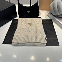 新款上架普拉達圍巾68rad普啦仿皮草圍脖A，秋冬保暖毛毛圍巾，多色明星大牌同款秋冬圍巾 歷史價格詳細信息