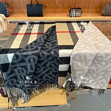 Burberry粉色羊絨圍巾 歷史價格詳細信息