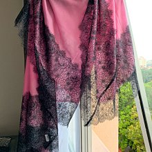 BLOG2020/02/15夢夢園出遊必備~浪漫紫白碎花輕奢雅致小貴婦法國蕾絲高級羊毛披肩FRENCE LACE手邊常備幾件好東西突然有場合才能不急不徐氣場自現 歷史價格詳細信息
