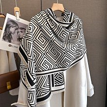 圍巾 披肩 韓版時尚仿羊絨油畫時尚保暖圍巾女季加厚雙面學生圍脖兩用披肩WY040 歷史價格詳細信息