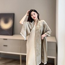 【BUR王牌尖貨，鎮店之寶】 妳們心心念的套裝來了，接下來還有多個運動套裝上新，秋冬款火熱上線了，套裝衛衣重磅來襲，BUR王牌渠道，男女情侶款。 歷史價格詳細信息