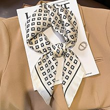 方巾 領巾 絲巾 圍巾 2023春秋新款時尚小香風氣質絲巾女兩用披肩頭巾小圍巾方巾領巾WY040 歷史價格詳細信息