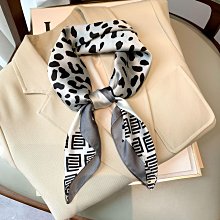 春季幾何圖案真絲絲巾方巾女士桑蠶絲裝飾法式小方巾 歷史價格詳細信息