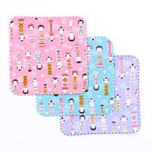 《散步生活雜貨-和雜貨散步》日本製 FUROSHIKI -宮本和雜貨 50x50cm 風呂敷巾 包巾 大方巾- 山茶花 歷史價格詳細信息