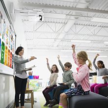 EPSON EB-735F 改EB-770F 高亮彩超短距互動教學創新解決方案,3LCD雷射投影機,原廠3年保固. 歷史價格詳細信息