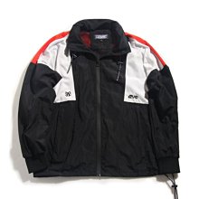 IZZVATI-拼接大學TEE-灰 歷史價格詳細信息