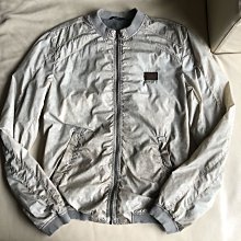 [品味人生]保證正品 Dolce & Gabbana  白底黑邊 背心 size  50 歷史價格詳細信息