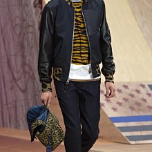 c 2022款 ipad鍵盤保護套一體妙控ipad9平板套2021版10.2英寸air5/4/3/2適用pro12.9 歷史價格詳細信息