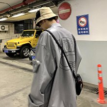 棒球外套女 美式棒球外套 vintage美式復古棒球服女春秋小眾獨特別緻寬鬆oversize夾克外套 歷史價格詳細信息