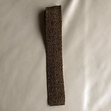 Prada 尼龍羊皮兩用包。背帶有重新送修，可正常使用，售出不退換貨，請考慮清楚再訂購 歷史價格詳細信息