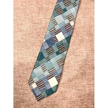 二手咖綠色運動內衣 小可愛（內附胸墊） 歷史價格詳細信息