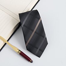 回饋款             #K1710 硬殼方型小包 黑色 橘色 1780 尺寸18x11x7cm 兩色都超可愛 手機 短夾可入❤️ 歷史價格詳細信息