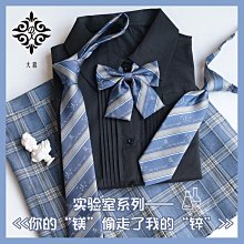 你的藍色不是我的藍色：Yilian游泳教練首部寫真散文，那些歸屬感、幸[88折] TAAZE讀冊生活 歷史價格詳細信息