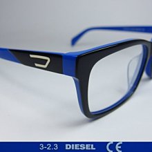 真品Diesel Timmen 8at刷舊刷白鉚釘直筒牛仔褲~W31 L32~可換物交流 歷史價格詳細信息