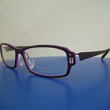 吉新益眼鏡公司 Simple Life  簡約時尚 配帶好舒適 無螺絲設計鏡腳鈦金屬 3003-1BK 歷史價格詳細信息