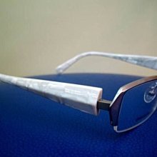 日系設計師的CMYK色彩搭配辭典：367種優雅繽紛的傳統色，創造獨特風格的實用色彩指南/新井美樹【城邦讀書花園】 歷史價格詳細信息