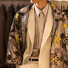 BV BOTTEGA VENETA Brick Cassette 小羊皮大格編織肩背腋下包(黑色) 歷史價格詳細信息