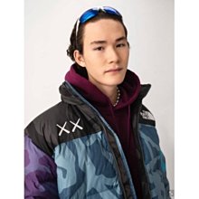 紐約 特殊 老金塗 老木框 畫框  . 可自行入鏡 有些小傷 不影響使用 . 102.5/90.5 歷史價格詳細信息