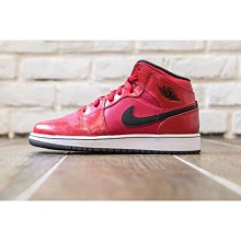 紐約 特殊 老金塗 老木框 畫框  . 可自行入鏡 有些小傷 不影響使用 . 102.5/90.5 歷史價格詳細信息