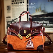 反正皮手提包30× 44×10cm帶46cm(桌右）沒用9.5成新 歷史價格詳細信息