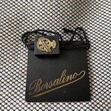 全新 義大利品牌 PEGASO MILANO 手感超圓潤的厚壓克力仿賽璐珞提把 少見的長方形黑色真皮扁包 超有型 miu miu 參考 歷史價格詳細信息