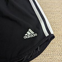 Adidas 女生天鵝絨裸粉立領外套XS 歷史價格詳細信息