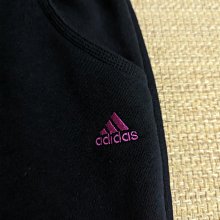 Adidas 女生天鵝絨裸粉立領外套XS 歷史價格詳細信息