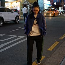 新款推薦 =【宅男屋】情侶短T恤 韓版弦月鯨魚印花大尺碼5XL 寬鬆短袖五分袖上衣 學生T 情侶衣服 SDL810可開發票 歷史價格詳細信息