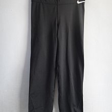 jacob00765100 ~ 正品 NIKE 紅黑色蛇鱗紋 運動短褲 size: L 歷史價格詳細信息