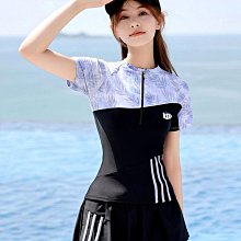 泳衣女夏季連體2024新款爆款保守微胖女孩顯瘦遮肚防曬大碼遊泳衣 歷史價格詳細信息