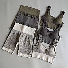 『超夯』歐美簡約流行高級感天然綠鬆石項鏈氣質小眾串珠珍珠鎖骨鏈女男女飾品流行飾品~RB11564  悅家 歷史價格詳細信息