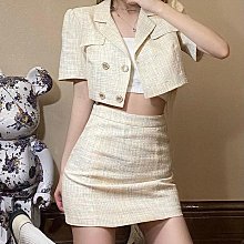 小香套裝 女裝套裝 小個子套裝 短褲套裝 方領珍珠邊雪紡小衫短褲女兩件套 夏季新款白色甜美齡氣質套裝 歷史價格詳細信息