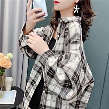 女生衣服格子襯衫外套女2024年新款休閒百搭簡約夏季洋氣設計感薄款防曬衣女裝服飾長袖衣服薄外套 歷史價格詳細信息