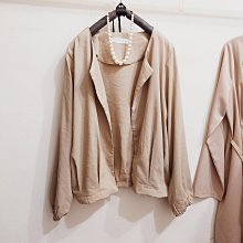 韓國 正韓製 紅色麂皮絨布菱格小香包 超美質感 全新品 附背帶 尺寸約24*22立體硬包 正紅色 手提 肩背 歷史價格詳細信息