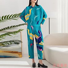 小美の店三宅褶皺印花時尚套裝大尺碼女裝2023新款褶皺寬鬆蝙蝠袖上衣+窄管褲兩件套顯瘦套裝 價格比較,價格查詢,歷史價格詳細信息