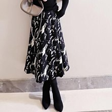 ＊有間衣飾＊2022夏季新品 藍墨印花排釦飄逸造型A字中長裙 歷史價格詳細信息