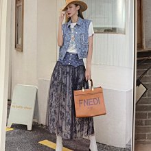 紮根-衣吉娜 24春夏 2300 牛仔藍圖案夾克外套 全新附吊牌 MLXL2XL 歷史價格詳細信息