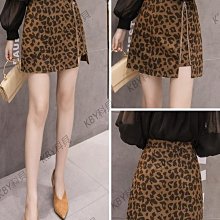 新款2024女豹紋緞面v領吊帶露背連衣裙性感辣妹修身長裙 歷史價格詳細信息