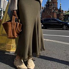 Black Market (預購)秋季新品~法式復古百褶褶皺高腰A字中長版傘裙半身裙 歷史價格詳細信息