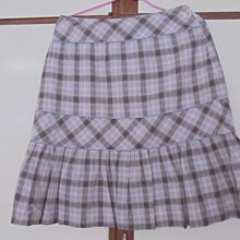 【IRIS】木紋頂天立地窗框伸縮曬衣架 MWW-190N(摺疊 衣帽架 室內伸縮桿 晾曬架 晾衣架 掛衣架) 歷史價格詳細信息