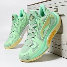 夜光減震旋轉扣籃球鞋情侶款學生男士百搭實戰歐文 歷史價格詳細信息