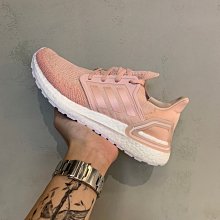 【豬豬老闆】ADIDAS ULTRA BOOST 4.0 全白 緩震 輕量 慢跑 休閒 男 BB6168 歷史價格詳細信息