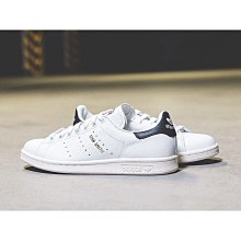 [稀有品] Adidas Originals x Farm Company 愛迪達聯名款 女生滿版花卉運動外套 36號 歷史價格詳細信息