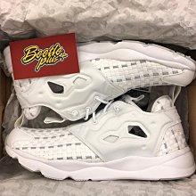 New REEBOK Logo Sports Bra Training Workout Med Support Extra Small Purple 歷史價格詳細信息