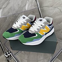 NEW (40 Count) BCW Brand Foldable Card Stands- Holder Display 歷史價格詳細信息